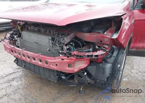 2018 Ford Escape Se from USA, damaged, VIN 1FMCU9GD1JUA81000